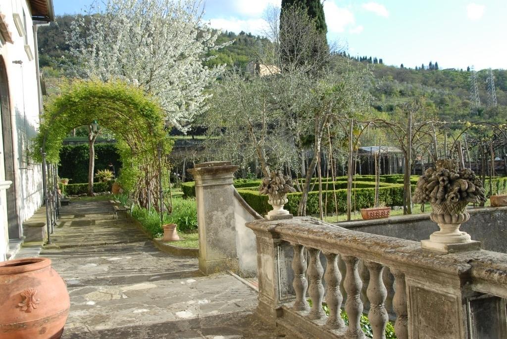 بانيو أَ ريبولِ Villa Storica Di Majano الغرفة الصورة